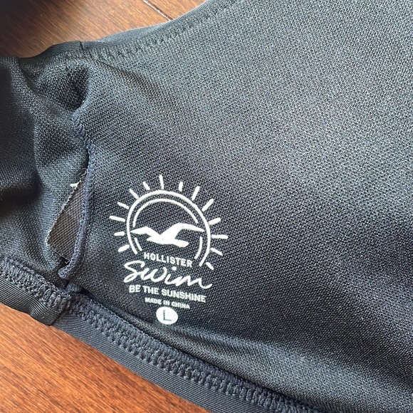 Hollister tie front scoop neck bikini top M black - Picture 3 of 3